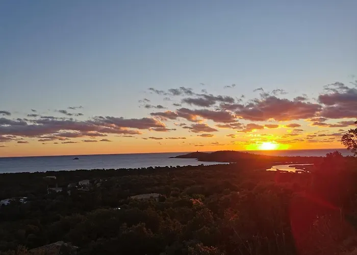 Pinarello Vue Panoramique Piscine Privee Chauffee, A 900m Zonza