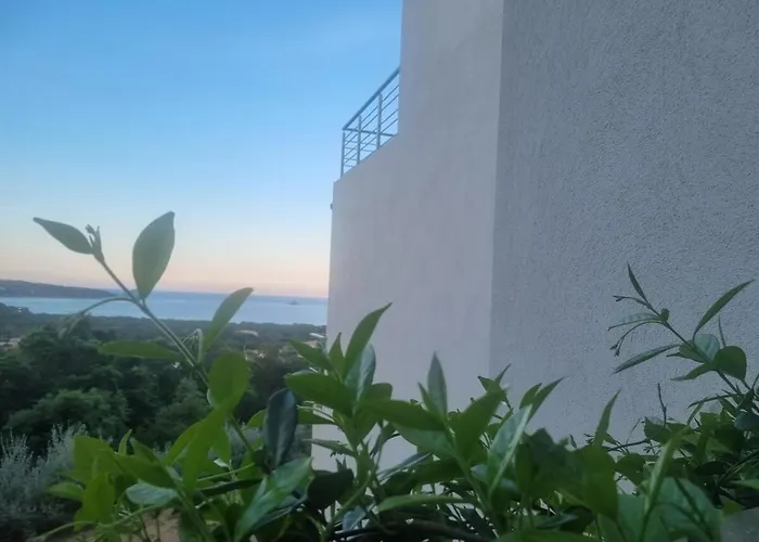 Pinarello Vue Panoramique Piscine Privée Chauffée, à 900m Villa Zonza