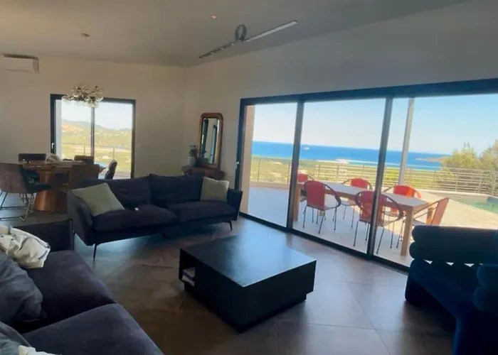 Pinarello Vue Panoramique Piscine Privée Chauffée, à 900m * Zonza