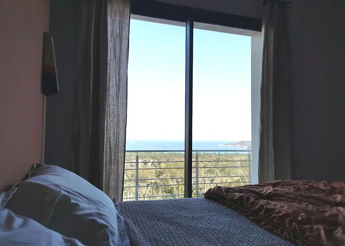 Pinarello Vue Panoramique Piscine Privée Chauffée, à 900m *